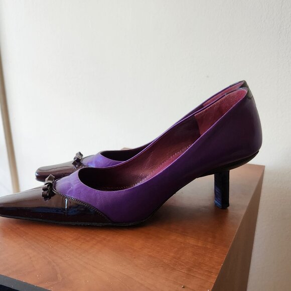 Bruno Magli Italy Leather Purple Shoes Heels Bow Size 7.5 or 7 1/2 Medium Heel - Picture 4 of 15